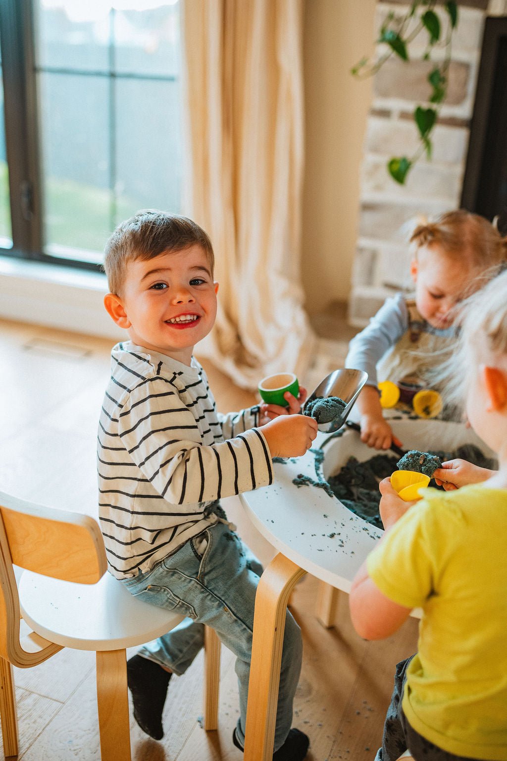 Activity Table - Sensory Table - Little Treasures