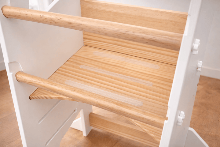 Learning Tower - Kitchen Helper Stool - White - Little Treasures